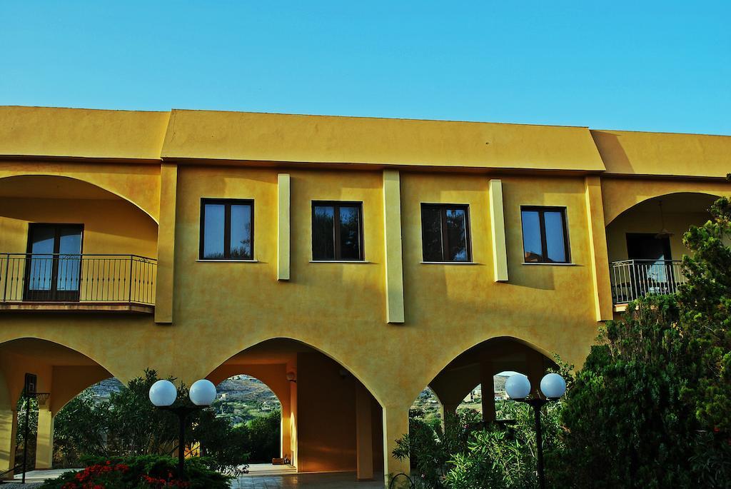 Villa Del Saracenoレアルモンテ エクステリア 写真